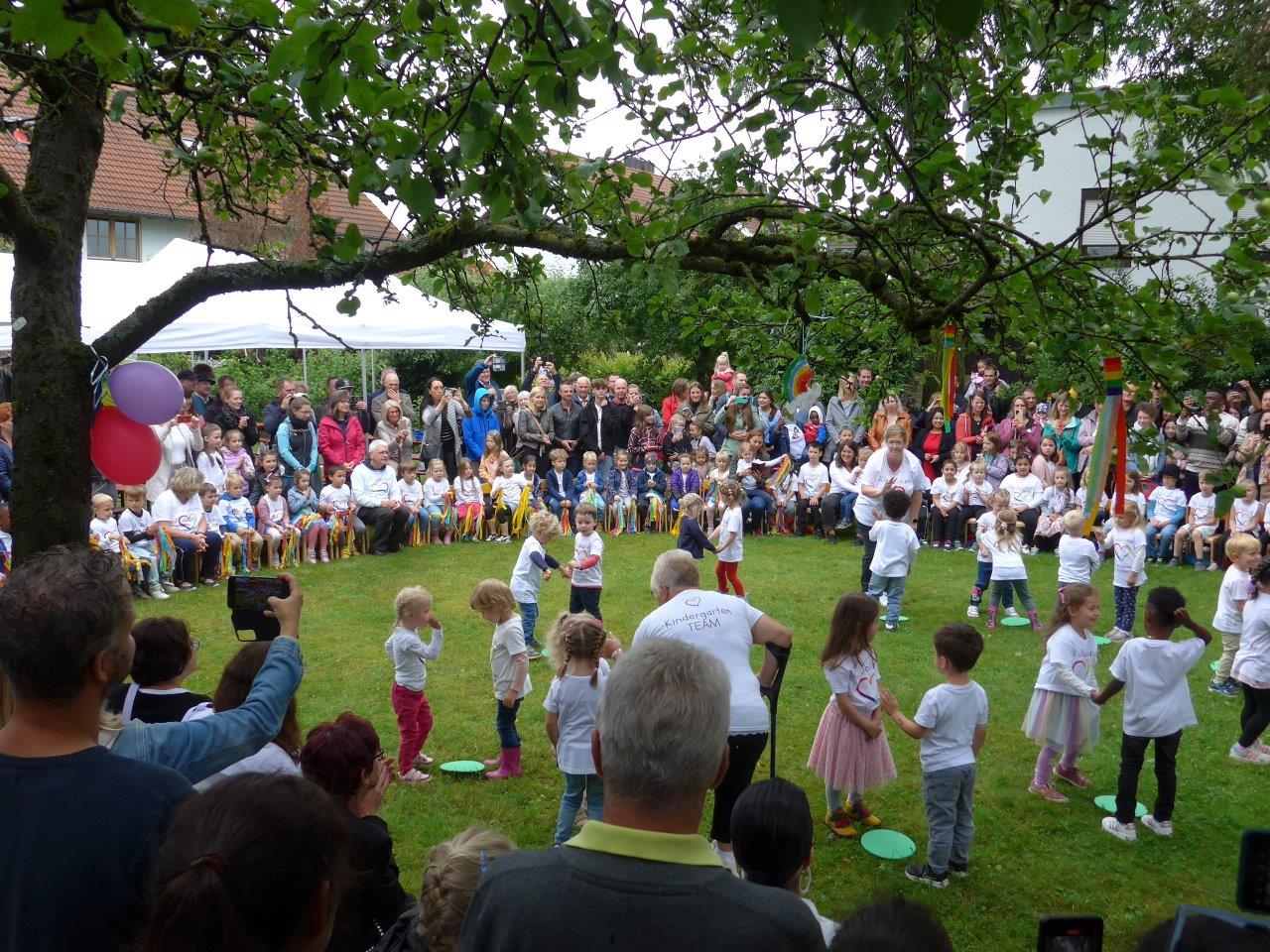 50 bunte Jahre – Kindergarten St. Elisabeth in Esting feiert Jubiläum