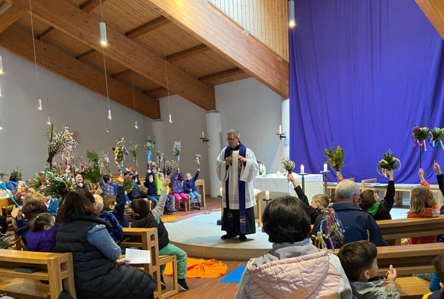 Palmgottesdienst des Kindergartens St. Elisabeth